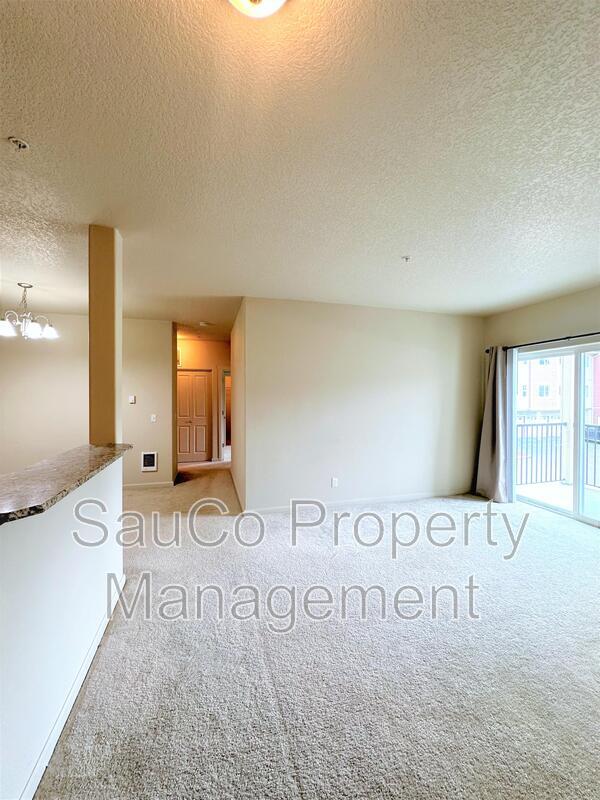 Building Photo - 10740 NE Holly St