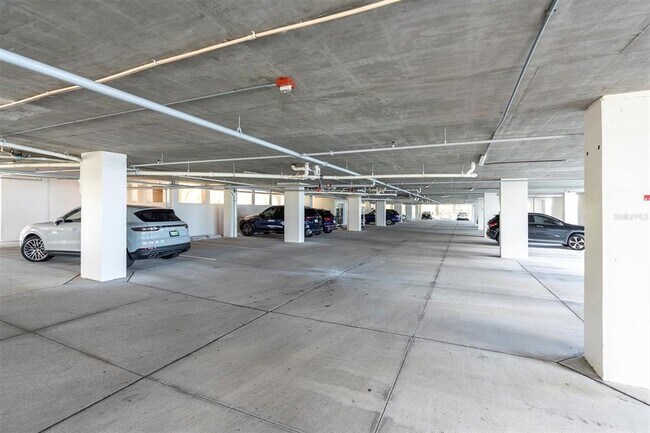 Building Photo - 4830 Osprey Dr S