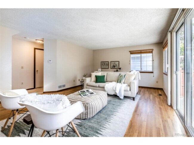 Building Photo - 3184 W Sugarbowl Ct