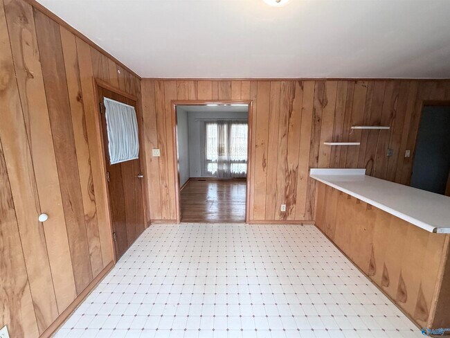 Building Photo - 330 Jack Coleman Dr NW