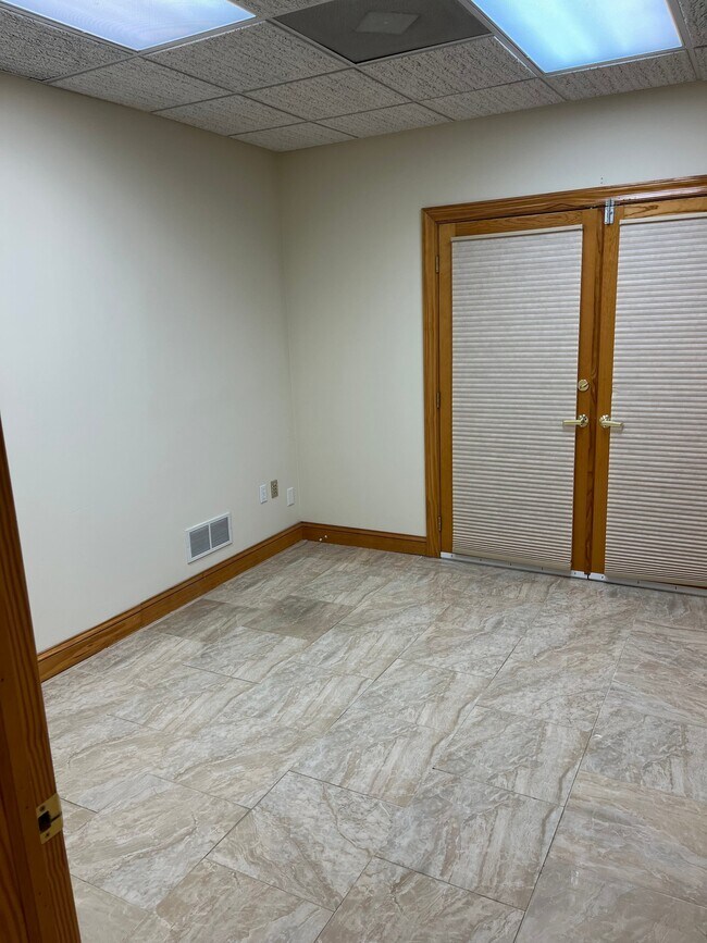 Building Photo - 239 Byers Rd