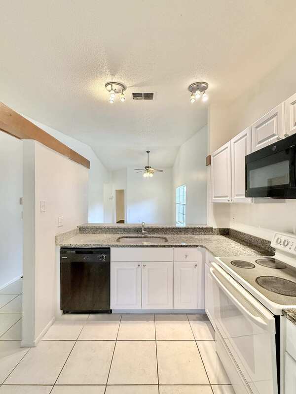 Building Photo - 599 Capistrano Ct