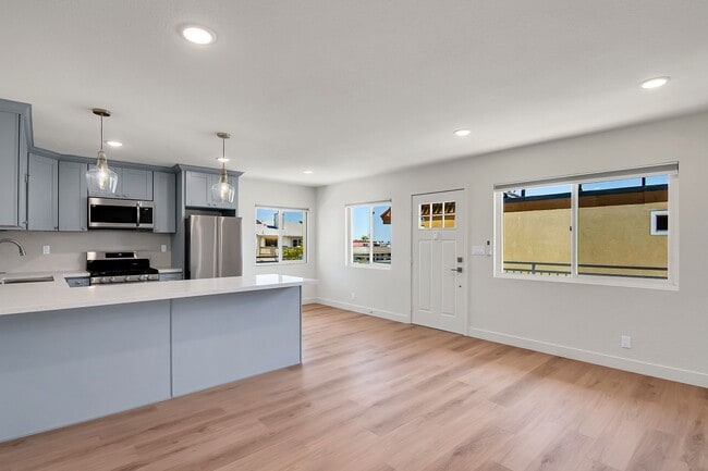 Building Photo - Malaga-GJA