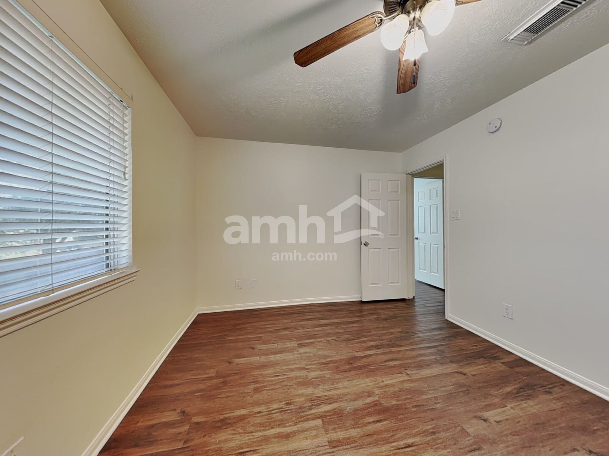 Building Photo - 31106 Perlican Dr