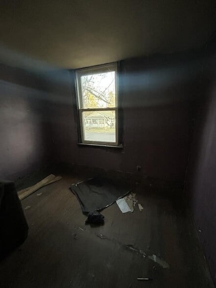 Building Photo - 5403 Helen Ave