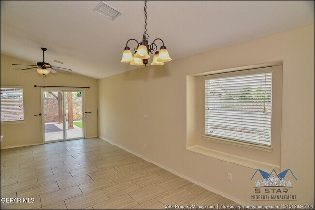 Building Photo - 14920 Tim Hardaway