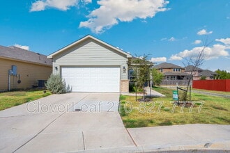 Building Photo - 3031 Laguna Clfs