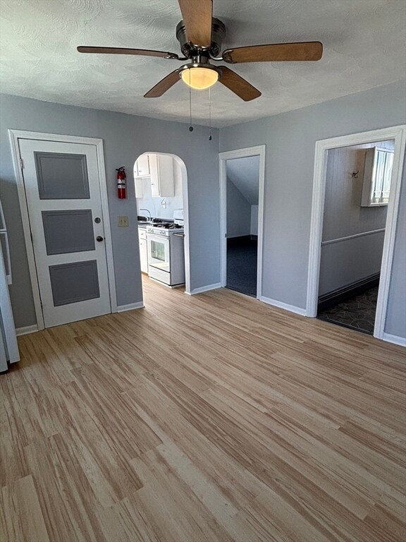 Building Photo - 110 Capital St