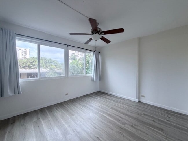 Building Photo - 2 Bedroom, 1 Bathroom (Punahou Hale) Makiki