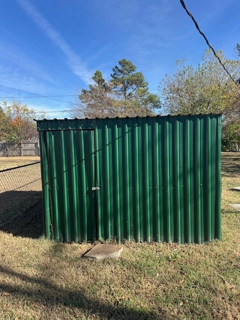 Building Photo - 518 E Lockheed Dr