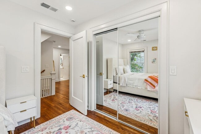 Building Photo - 501 N 41st Ave