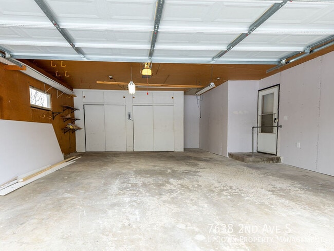 Building Photo - 7638 2nd Ave S