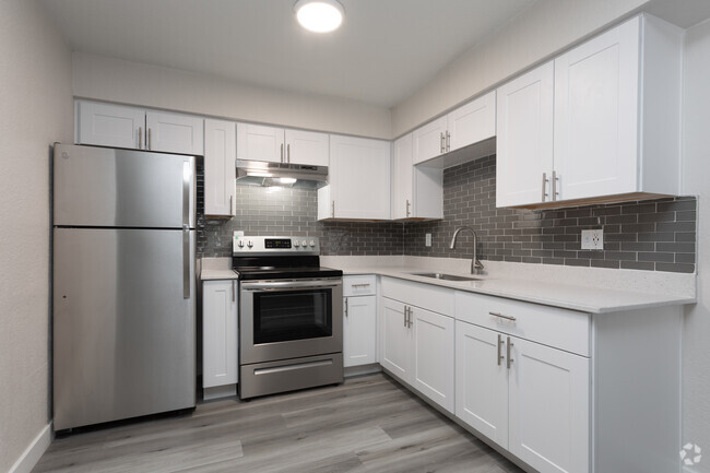 Primary Photo - Copper Canyon Apartments