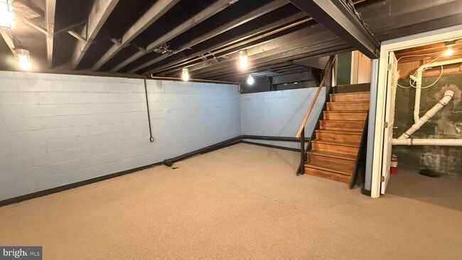 Building Photo - 1805 Buchert Rd