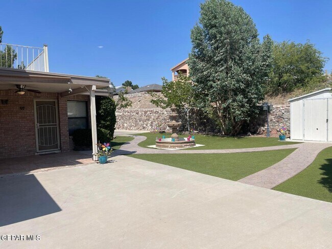 Building Photo - 808 Merriman Dr