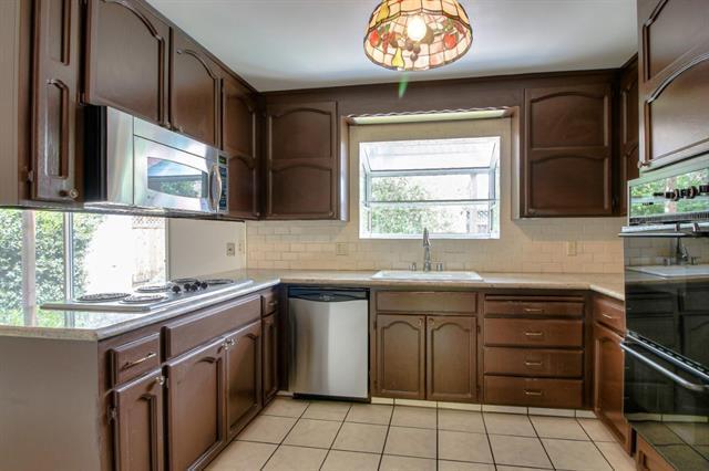 Building Photo - 1108 Topaz Ave