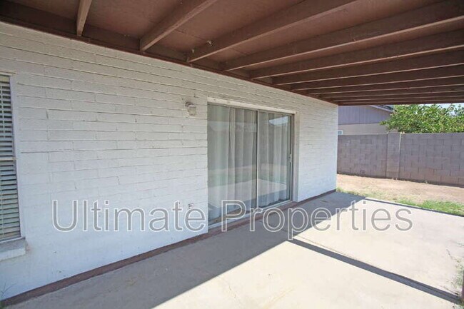 Building Photo - 5059 N 72nd Ave