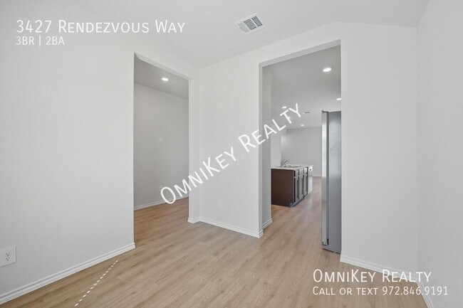 Building Photo - 3427 Rendezvous Way