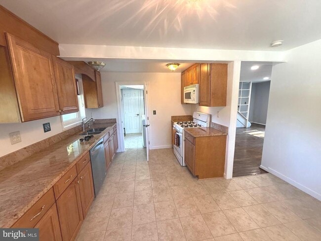 Building Photo - 10640 Ashby Pl