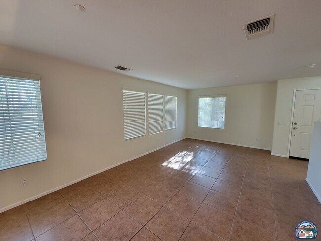 Building Photo - 642 Brewer Rd