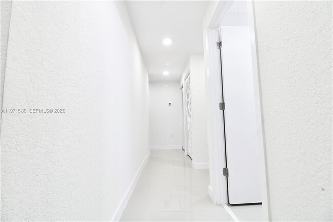 Building Photo - 25875 SW 145th Ave