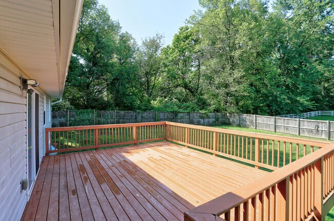 Building Photo - 4 Bedroom 2 Bath Hanover Home w- 2-Car Garage on a Stunning Lot