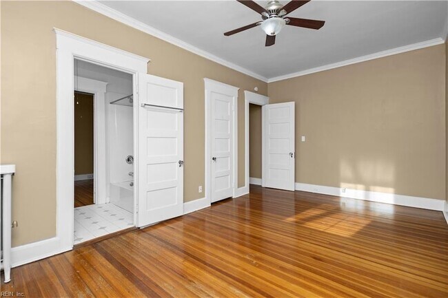 Building Photo - 600 W Olney Rd