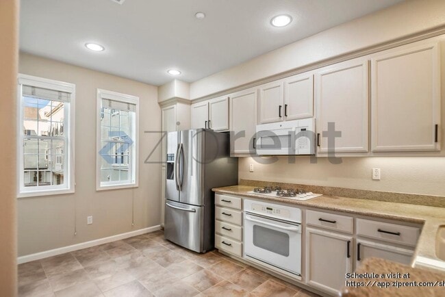 Building Photo - 3783 Dunmore Ln