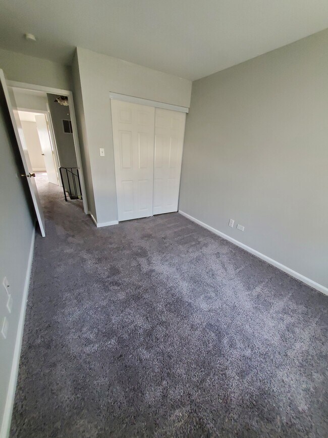 Building Photo - 4572 Provincetown Dr