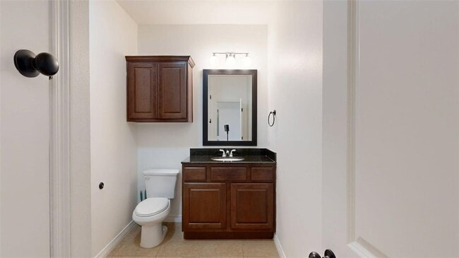 Building Photo - 206 N Main St