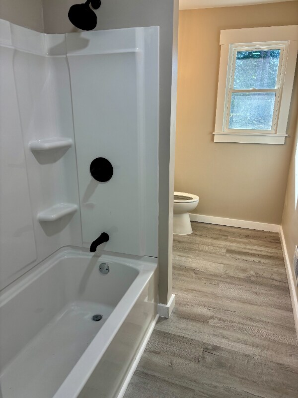 Building Photo - 1136 Chadford Rd