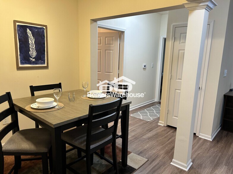 Building Photo - 1241 Strassner Dr