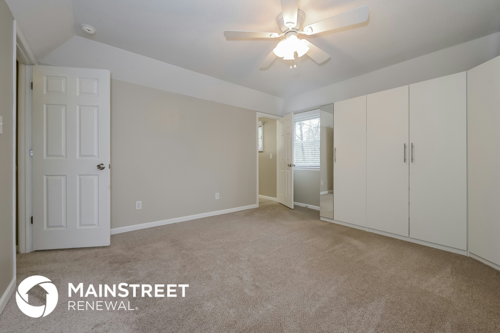 Building Photo - 7910 N Oregon Ave