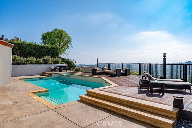 Building Photo - 4372 Park Vicente