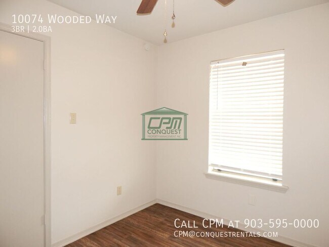 Building Photo - 10074 Wooded Way