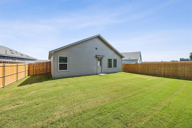 Building Photo - 716 Holleman Dr