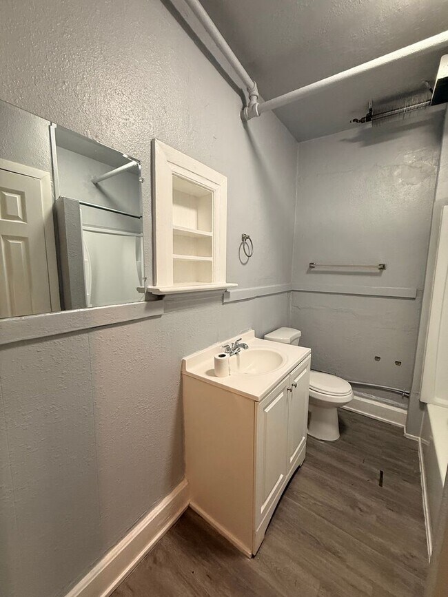 Building Photo - 1767 S Broadway