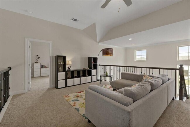 Building Photo - 15609 Cabrillo Way