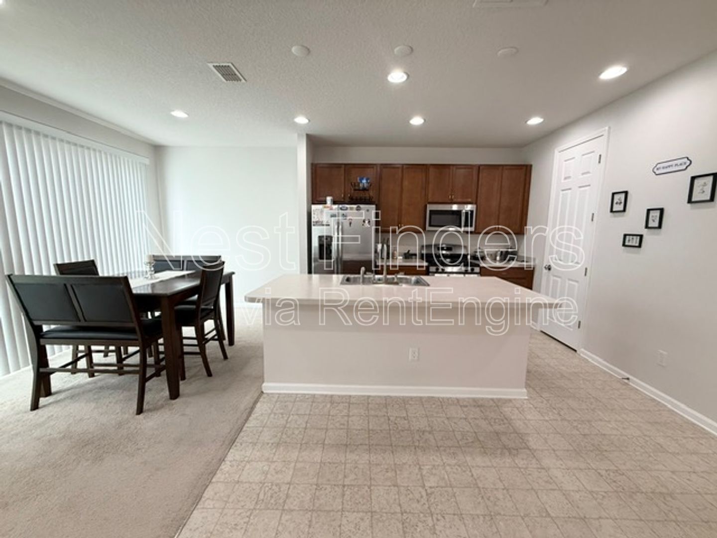 Building Photo - 6607 Azalea Park Rd