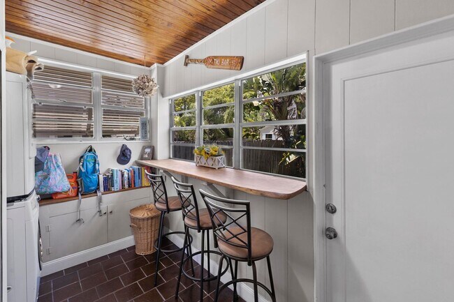 Building Photo - Charming 3-Bedroom Home in Daytona Beach