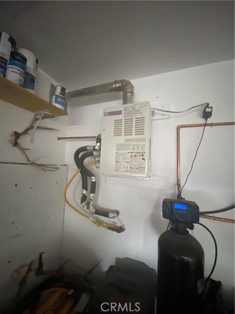 Building Photo - 18700 Oak Grove Rd