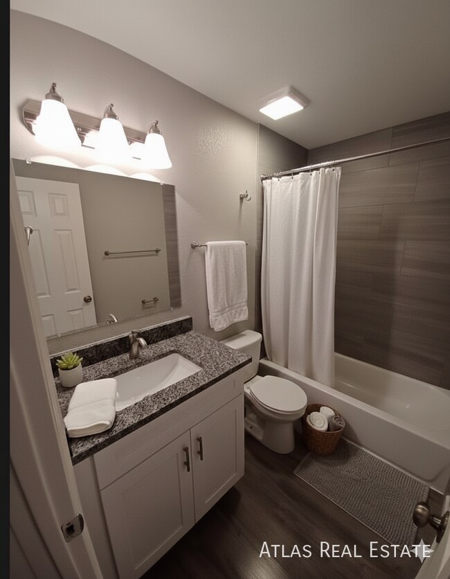 Building Photo - 6741 Dublin Loop W