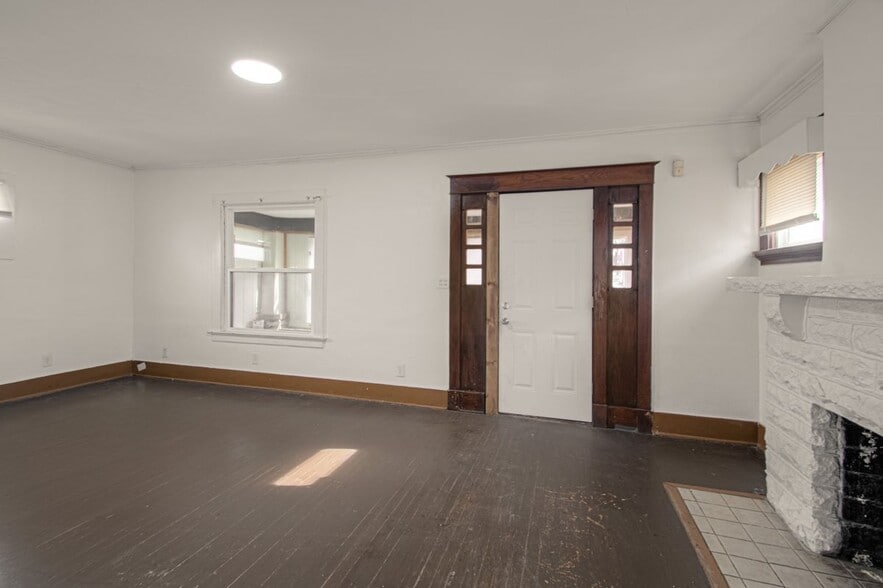 Building Photo - 3626 Bellefontaine Ave