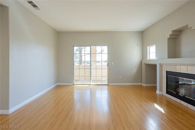 Building Photo - 1851 Hillpointe Rd