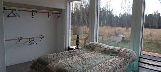 Building Photo - 2400 Richards Ct