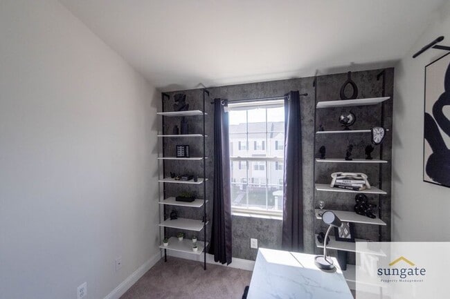 Building Photo - 1408 Onnesta Ct