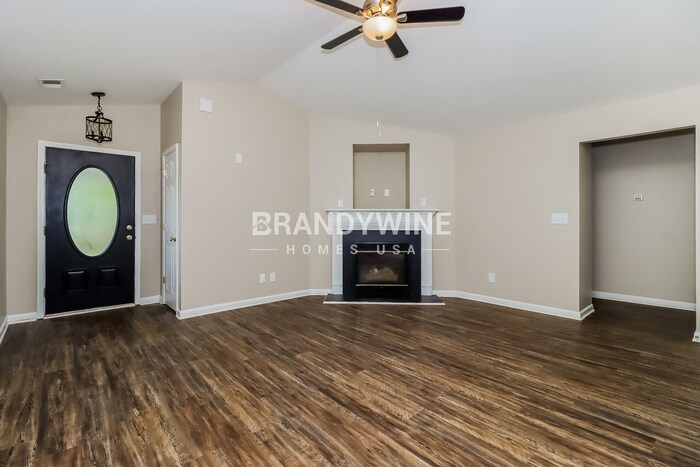 Building Photo - 8017 Lauren Kay Ct