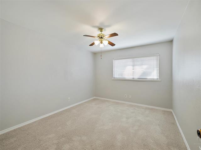 Building Photo - 923 Prestwick Ln