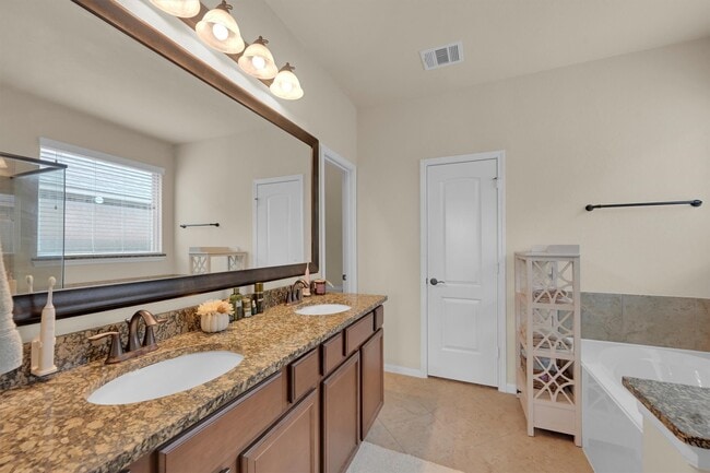 Building Photo - 18735 Waketon Dr