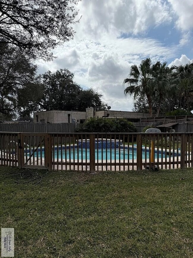 Building Photo - 5109 Rico Cir